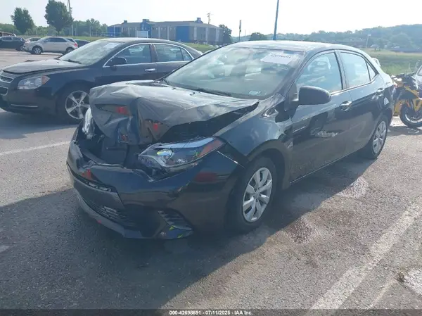 5YFBURHE5GP439776 2016 TOYOTA COROLLA - Image 2