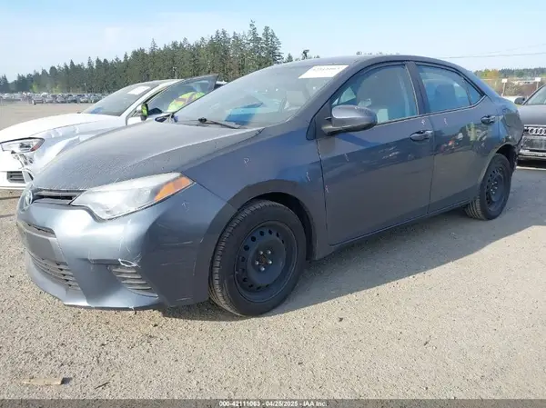 5YFBURHE5GP441916 2016 TOYOTA COROLLA - Image 2