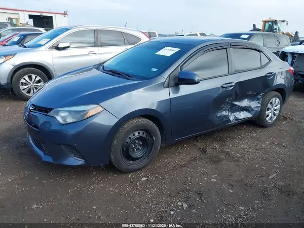 5YFBURHE5GP445240 2016 TOYOTA COROLLA - Image 2
