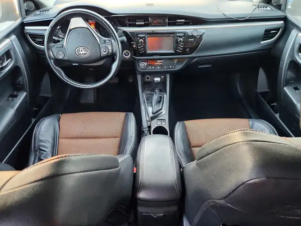 5YFBURHE5GP451359 2016 TOYOTA COROLLA - Image 8