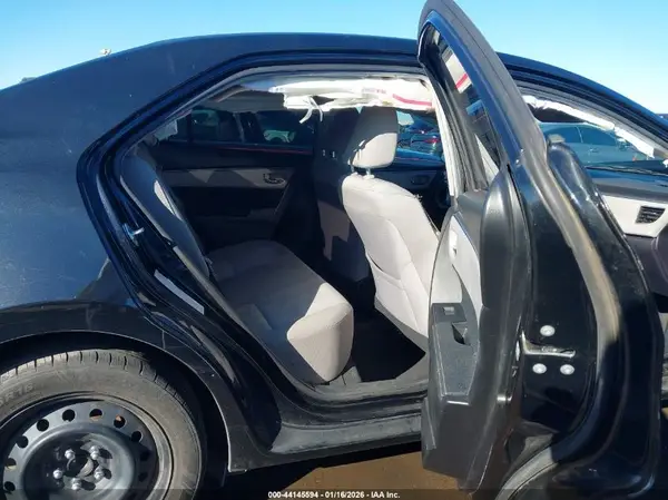 5YFBURHE5GP458649 2016 TOYOTA COROLLA - Image 8