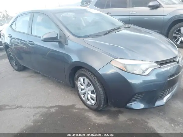 5YFBURHE5GP467156 2016 TOYOTA COROLLA - Image 1