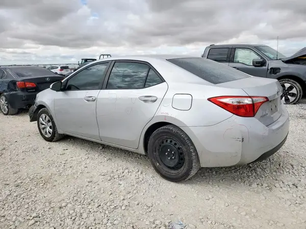 5YFBURHE5GP470476 2016 TOYOTA COROLLA - Image 2