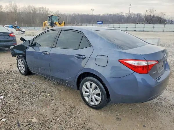 5YFBURHE5GP470509 2016 TOYOTA COROLLA - Image 2