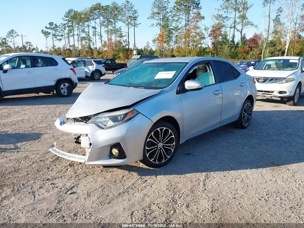 5YFBURHE5GP472390 2016 TOYOTA COROLLA - Image 2