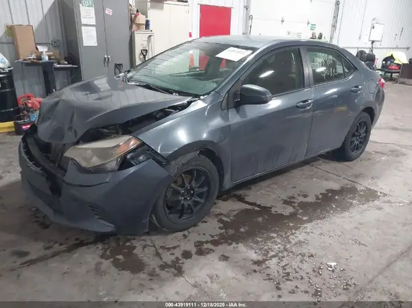 5YFBURHE5GP472406 2016 TOYOTA COROLLA - Image 2