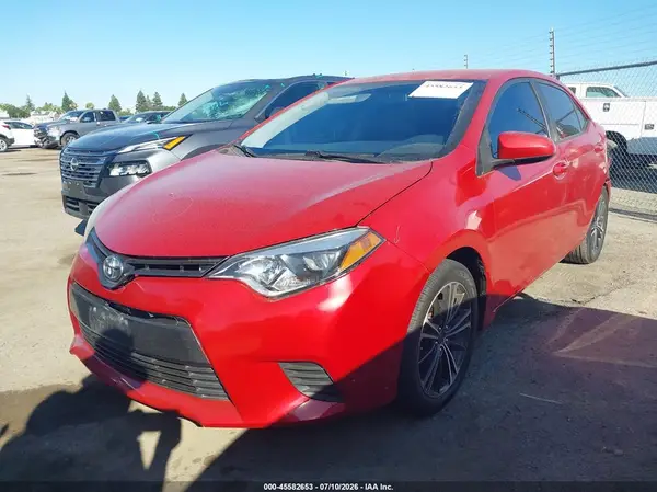 5YFBURHE5GP474074 2016 TOYOTA COROLLA - Image 2