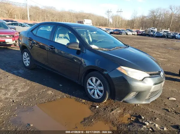 5YFBURHE5GP476214 2016 TOYOTA COROLLA - Image 1