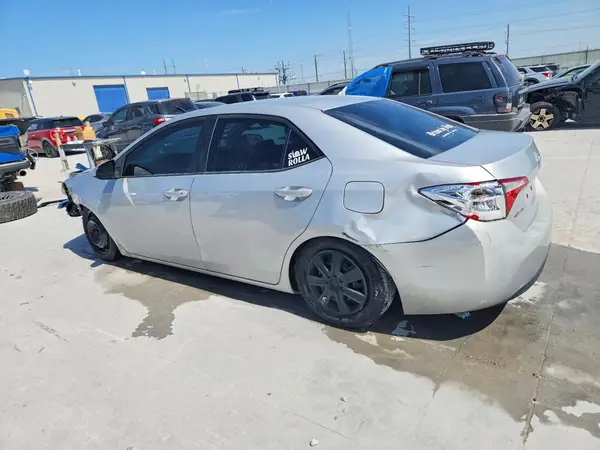 5YFBURHE5GP480277 2016 TOYOTA COROLLA - Image 2