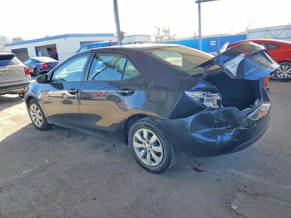 5YFBURHE5GP480912 2016 TOYOTA COROLLA - Image 2