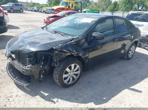 5YFBURHE5GP484670 2016 TOYOTA COROLLA - Image 2