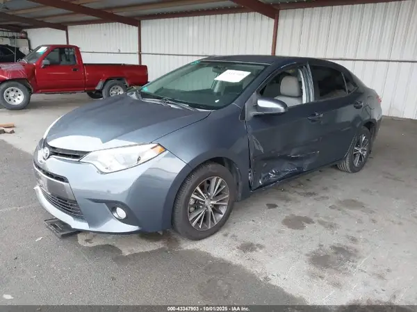 5YFBURHE5GP485804 2016 TOYOTA COROLLA - Image 2