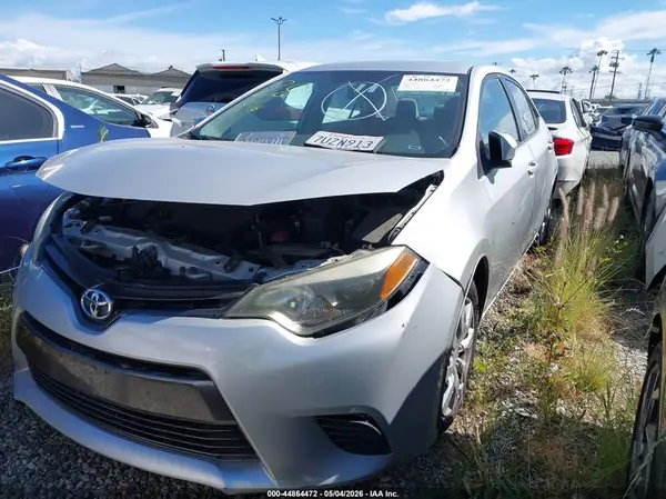 5YFBURHE5GP488203 2016 TOYOTA COROLLA - Image 2