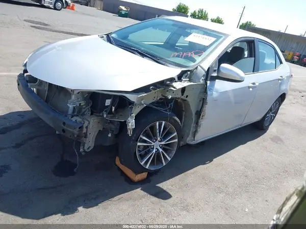5YFBURHE5GP489092 2016 TOYOTA COROLLA - Image 2