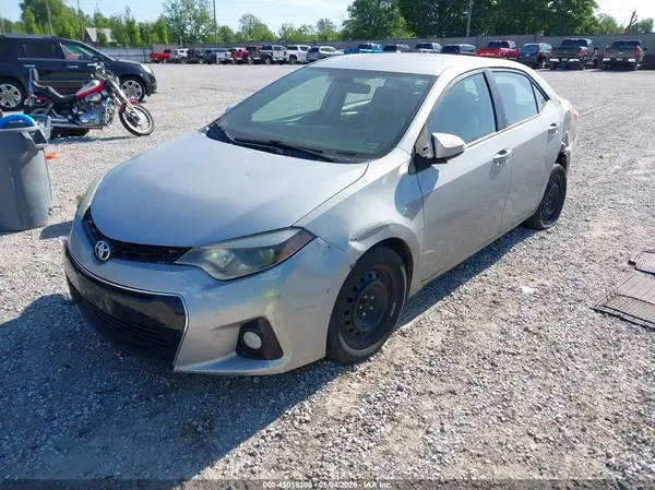 5YFBURHE5GP489450 2016 TOYOTA COROLLA - Image 2