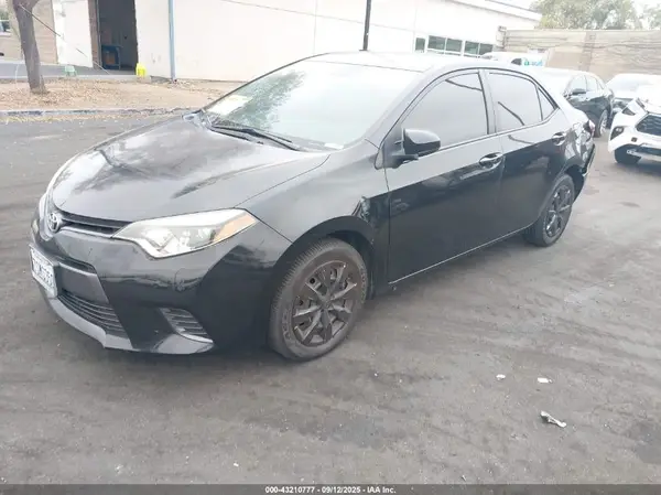 5YFBURHE5GP494292 2016 TOYOTA COROLLA - Image 2