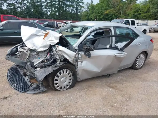 5YFBURHE5GP497130 2016 TOYOTA COROLLA - Image 2