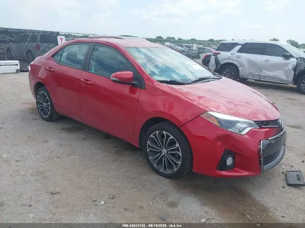 5YFBURHE5GP503881 2016 TOYOTA COROLLA - Image 1