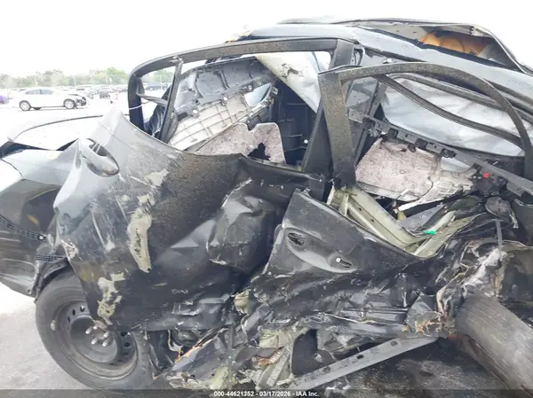 5YFBURHE5GP505372 2016 TOYOTA COROLLA - Image 8