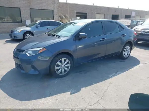 5YFBURHE5GP513536 2016 TOYOTA COROLLA - Image 2