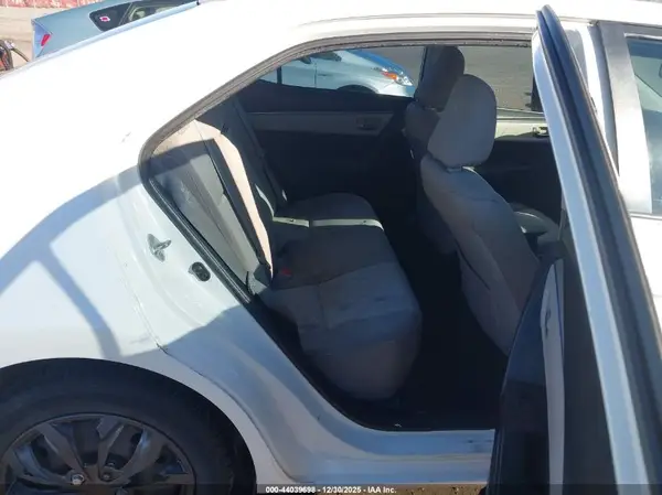 5YFBURHE5GP516937 2016 TOYOTA COROLLA - Image 8