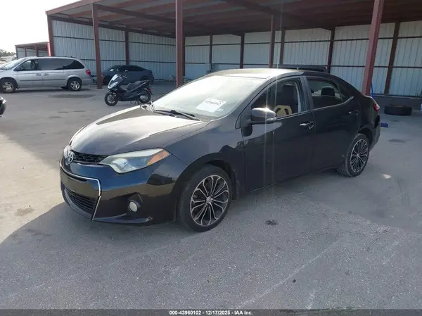 5YFBURHE5GP517165 2016 TOYOTA COROLLA - Image 2