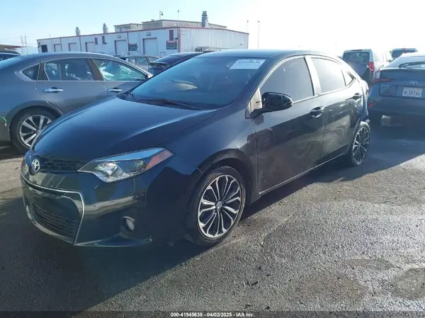 5YFBURHE5GP517327 2016 TOYOTA COROLLA - Image 2