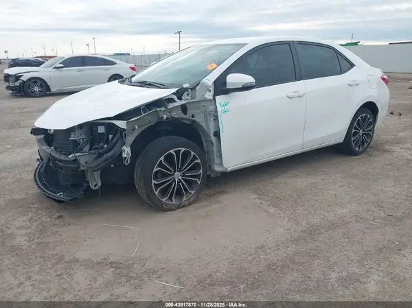 5YFBURHE5GP521314 2016 TOYOTA COROLLA - Image 2