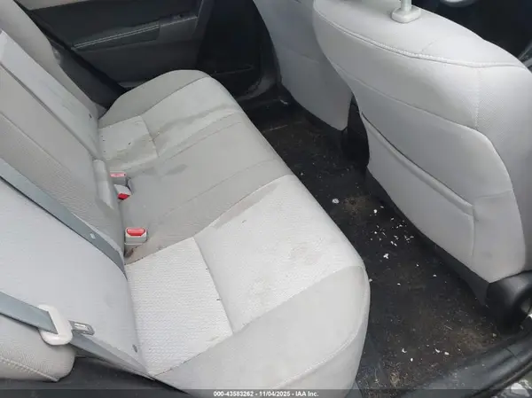 5YFBURHE5GP526111 2016 TOYOTA COROLLA - Image 8