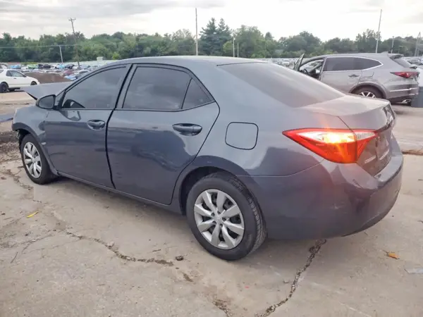 5YFBURHE5GP526898 2016 TOYOTA COROLLA - Image 2