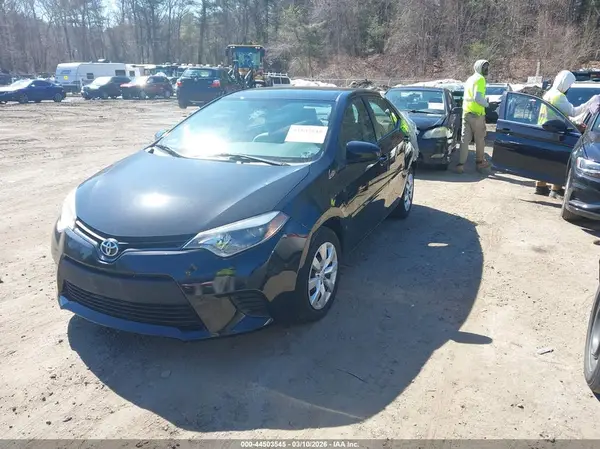 5YFBURHE5GP527050 2016 TOYOTA COROLLA - Image 2