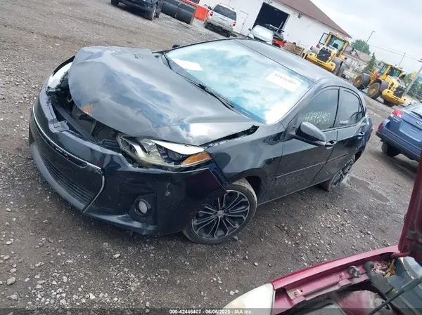 5YFBURHE5GP538095 2016 TOYOTA COROLLA - Image 2