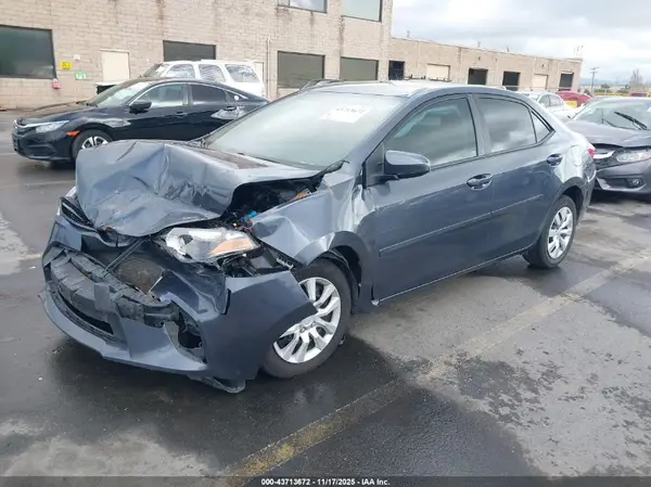 5YFBURHE5GP540221 2016 TOYOTA COROLLA - Image 2