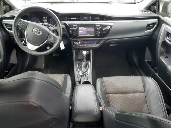 5YFBURHE5GP550022 2016 TOYOTA COROLLA - Image 8