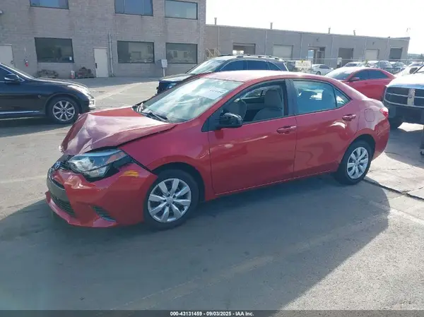 5YFBURHE5GP550375 2016 TOYOTA COROLLA - Image 2