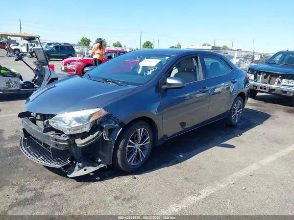 5YFBURHE5GP551381 2016 TOYOTA COROLLA - Image 2