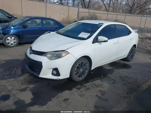 5YFBURHE5GP552062 2016 TOYOTA COROLLA - Image 2