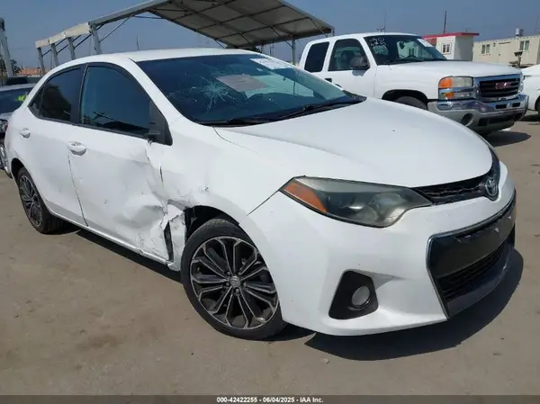 5YFBURHE5GP557908 2016 TOYOTA COROLLA - Image 1