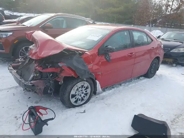 5YFBURHE5GP561389 2016 TOYOTA COROLLA - Image 2