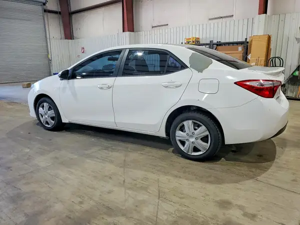 5YFBURHE5GP565409 2016 TOYOTA COROLLA - Image 2