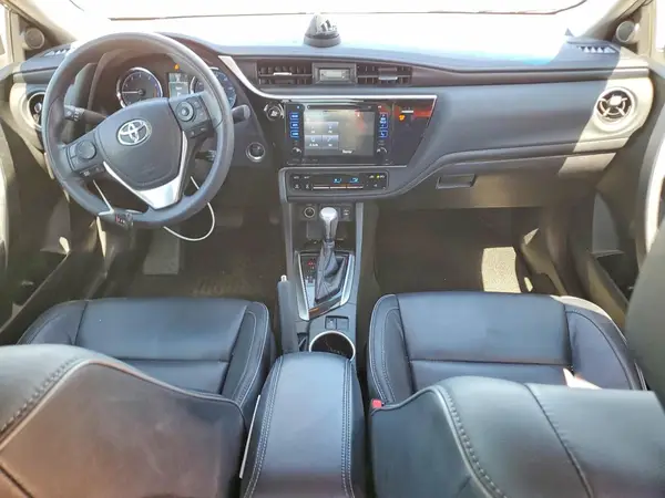 5YFBURHE5HP569347 2017 TOYOTA COROLLA - Image 8