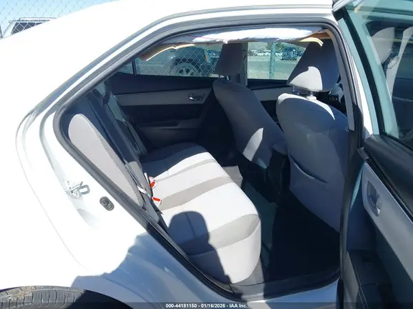 5YFBURHE5HP571681 2017 TOYOTA COROLLA - Image 8