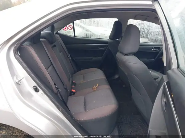 5YFBURHE5HP572331 2017 TOYOTA COROLLA - Image 8