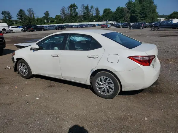 5YFBURHE5HP572801 2017 TOYOTA COROLLA - Image 2
