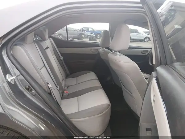 5YFBURHE5HP573852 2017 TOYOTA COROLLA - Image 8