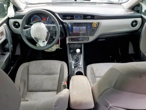 5YFBURHE5HP574497 2017 TOYOTA COROLLA - Image 8
