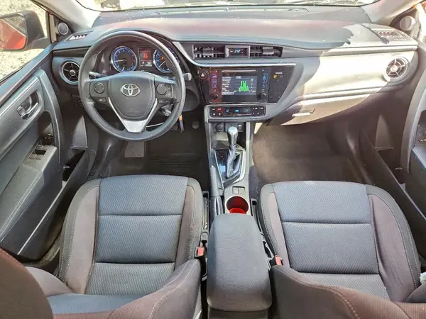 5YFBURHE5HP581904 2017 TOYOTA COROLLA - Image 8