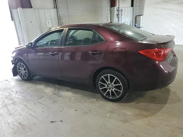 5YFBURHE5HP583457 2017 TOYOTA COROLLA - Image 2