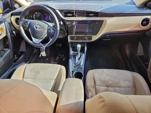 5YFBURHE5HP584706 2017 TOYOTA COROLLA - Image 8
