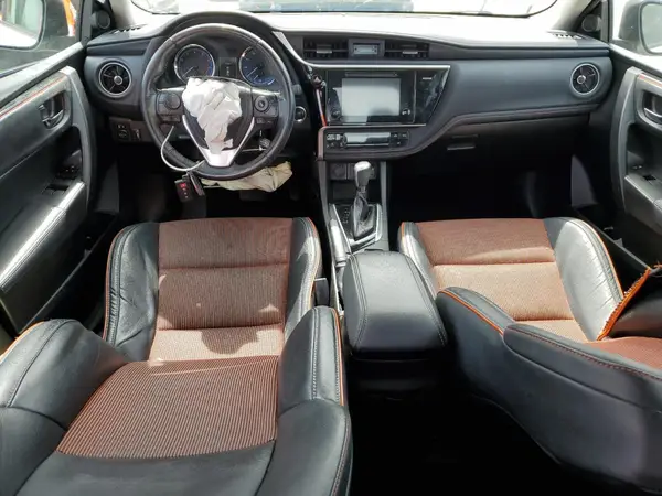 5YFBURHE5HP585905 2017 TOYOTA COROLLA - Image 8